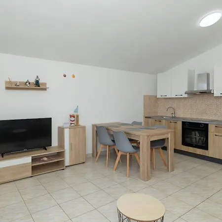 Appartement Perinic, No 2 Vrsi