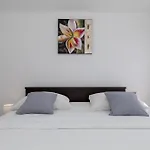 Perinic, No 2 Apartament Vrsi