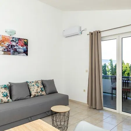 Perinic, No 2 Apartment