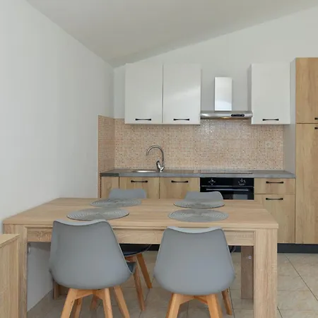 Apartament Perinic, No 2 Vrsi